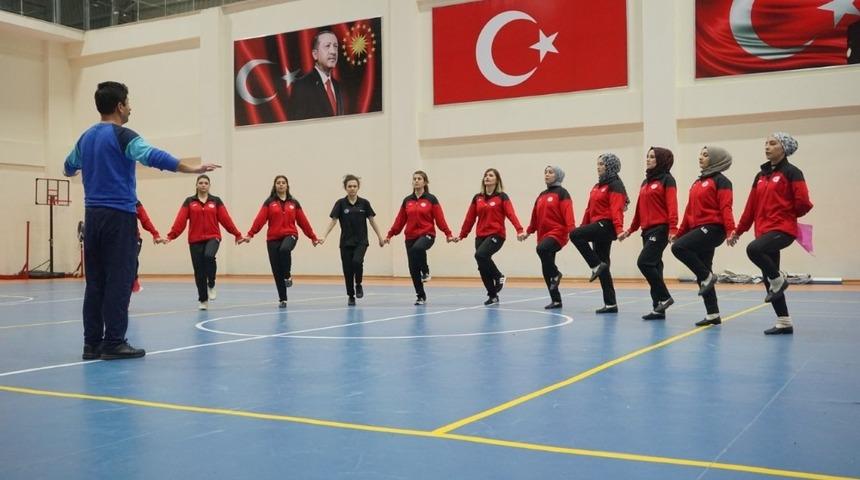 Halkoyunları İl birinciliği yarışmaları Cumartesi g&uuml;n&uuml; yapılacak