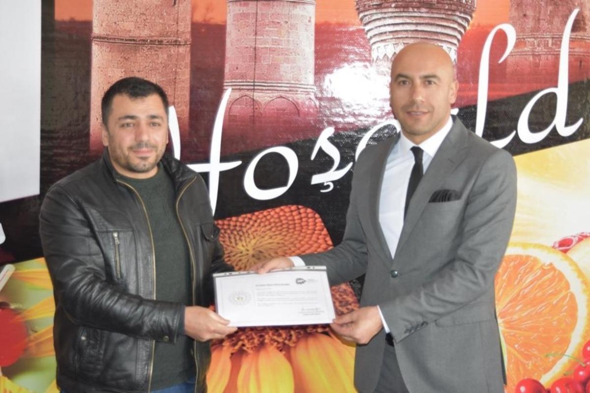 Bitlis&rsquo;teki spor kul&uuml;plerine teşekk&uuml;r belgesi