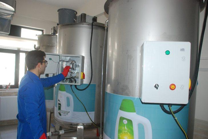 Korona virüsüne karşı okulda dezenfektan üretimi G2