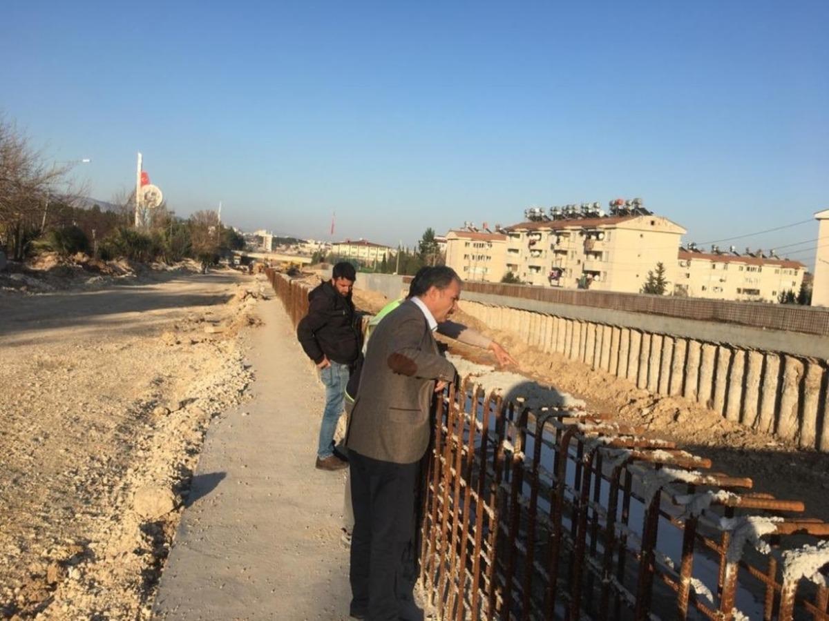 Başkan Kılın&ccedil;, k&ouml;pr&uuml;l&uuml; kavşak &ccedil;alışmalarını inceledi