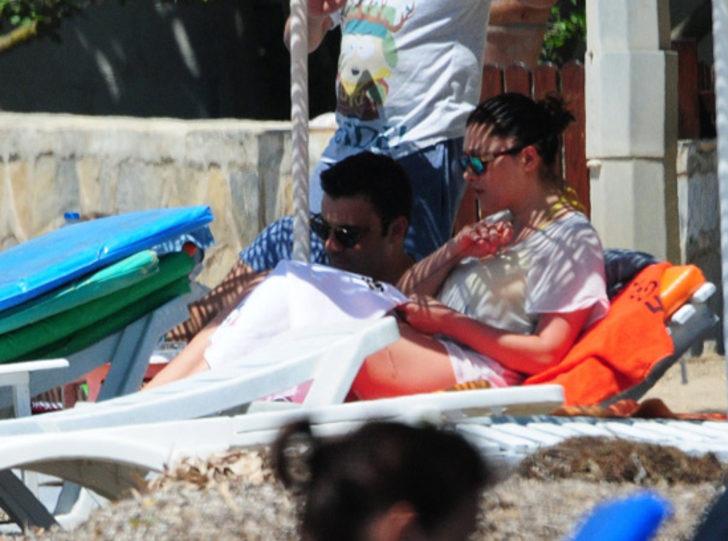 Nurgül Yeşilçay deniz sezonunu açtı G1