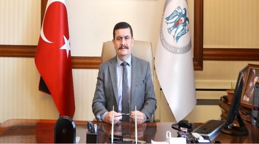 Vali Arslantaş&rsquo;tan İstiklal Marşının Kabul&uuml; ve Mehmet Akif Ersoy&rsquo;u Anma G&uuml;n&uuml; mesajı