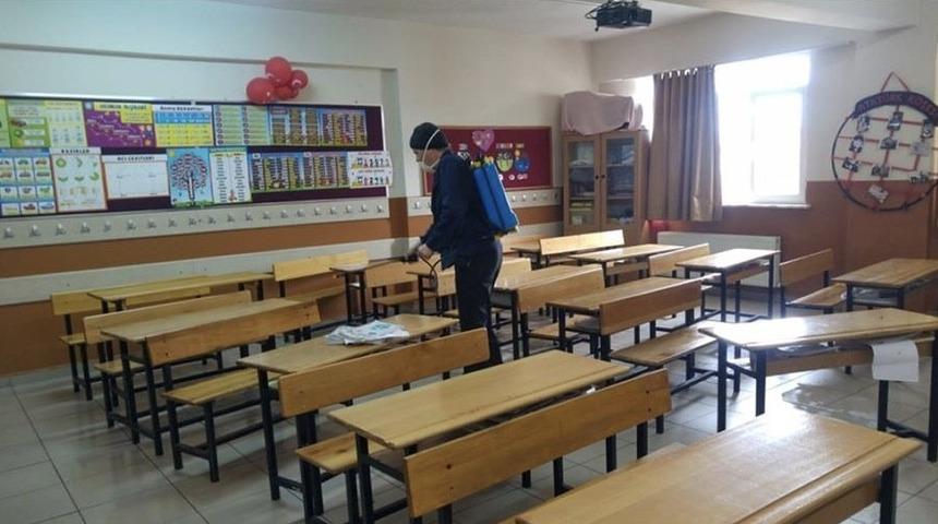 Eskişehir&rsquo;de okullar koronaya karşı dezenfekte yapıldı