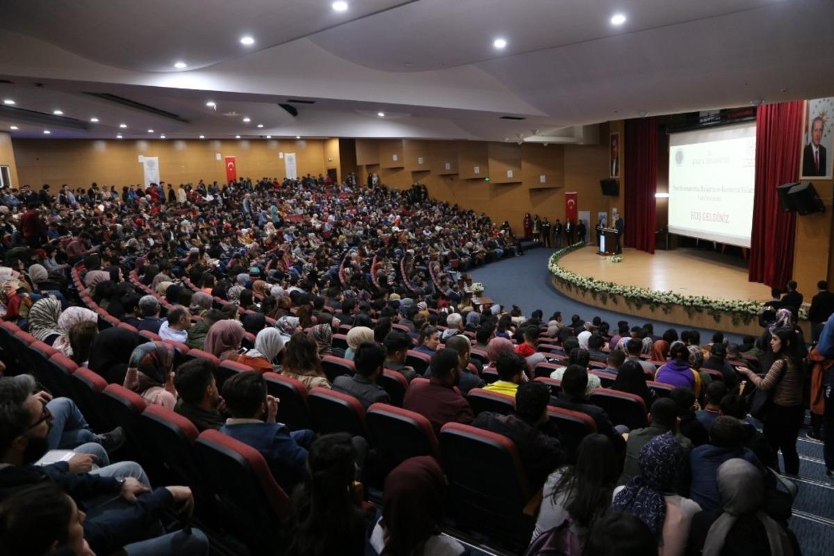 Bing&ouml;l&rsquo;de," Koronavir&uuml;s&rsquo;&uuml;n Bulaşma ve Korunma Yolları" Konferansı