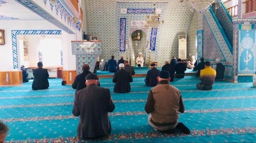 İstiklal Şairi Mehmet Akif Ersoy dualarla anıldı