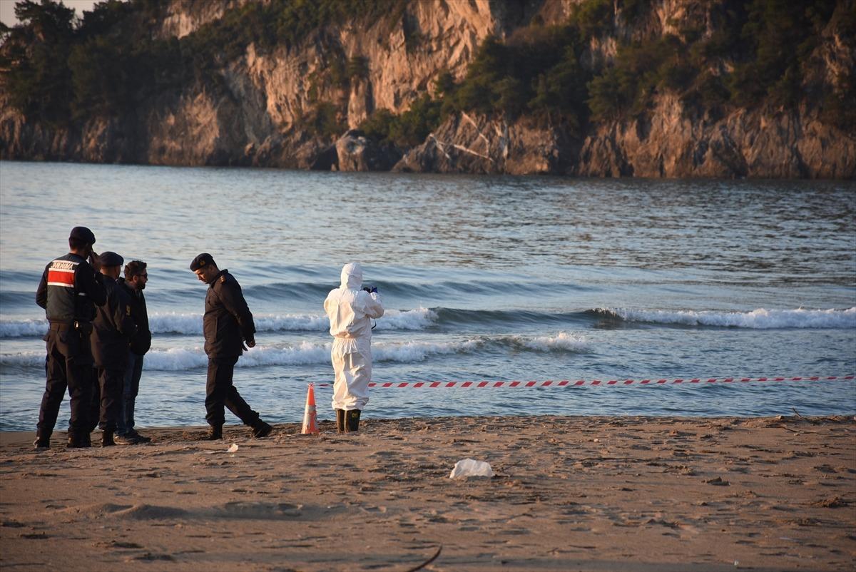 Bartın'da sahilde erkek cesedi bulundu