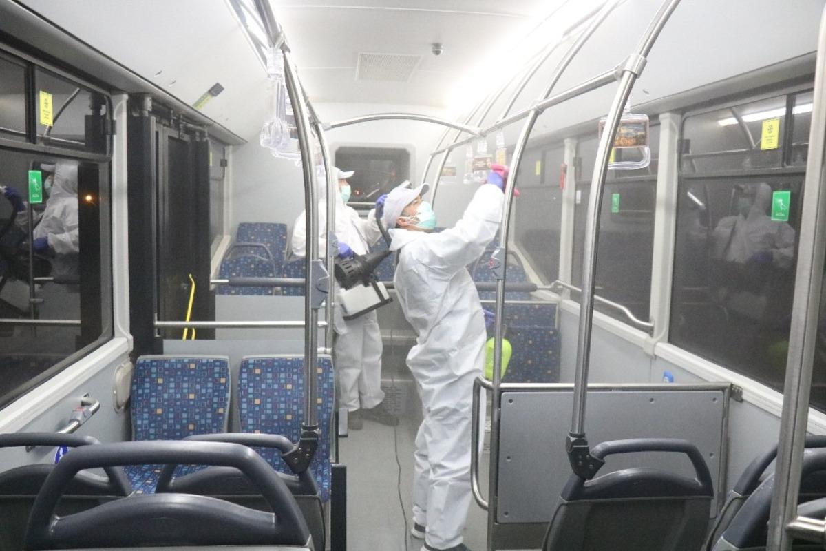 Koronavir&uuml;se karşı Kırşehir Belediyesi dezenfekte &ccedil;alışmalarını arttırdı