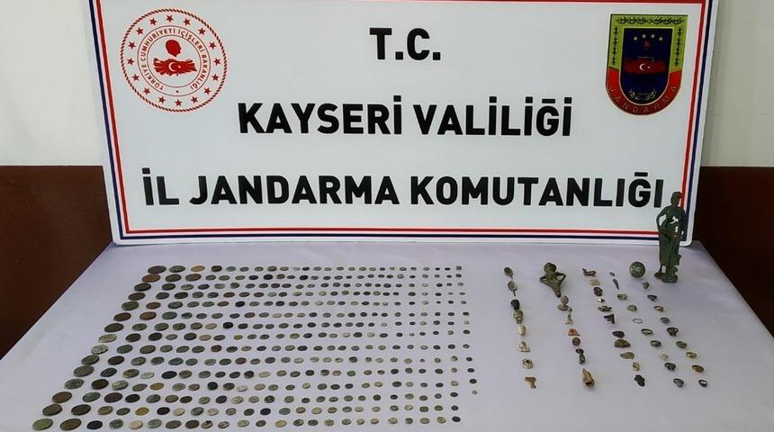 Kayseri&rsquo;de tarihi eser operasyonu