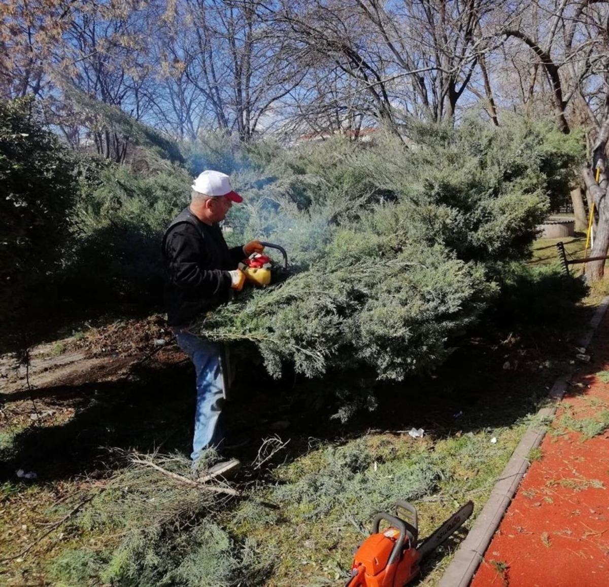 G&ouml;lbaşı&rsquo;nda parklar bahara hazır