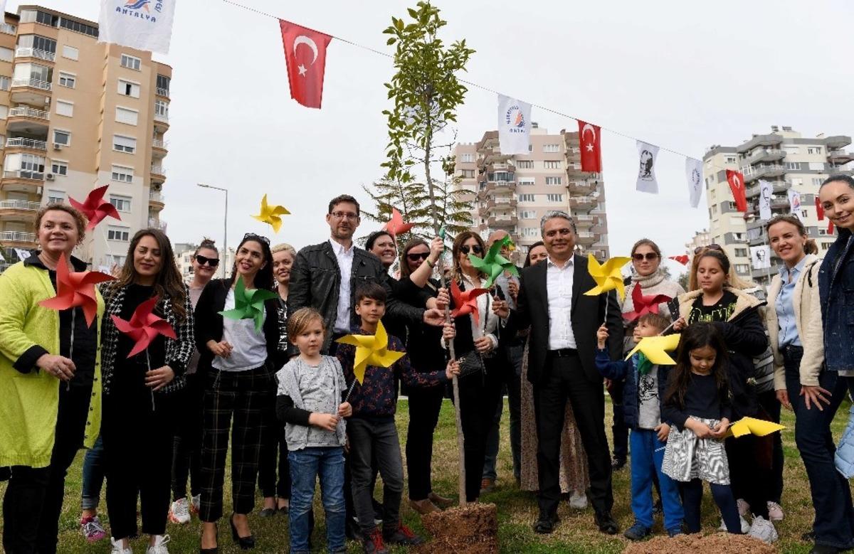 Litvanya&rsquo;nın bağımsızlığının yıl d&ouml;n&uuml;m&uuml; kutlandı