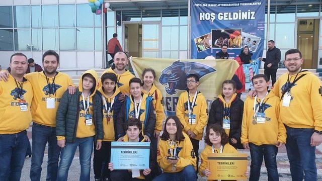 Robotik Kulübü öğrencilerine ‘Yenilikçi çözüm ödülü’