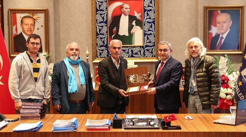 Şehit Fethi Sekin&rsquo;in babası K&uuml;tahya&rsquo;da