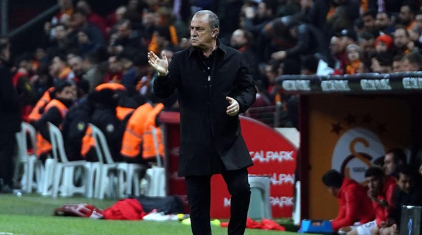 Fatih Terim, eski öğrencisi Sergen Yalçın'a yenilmedi