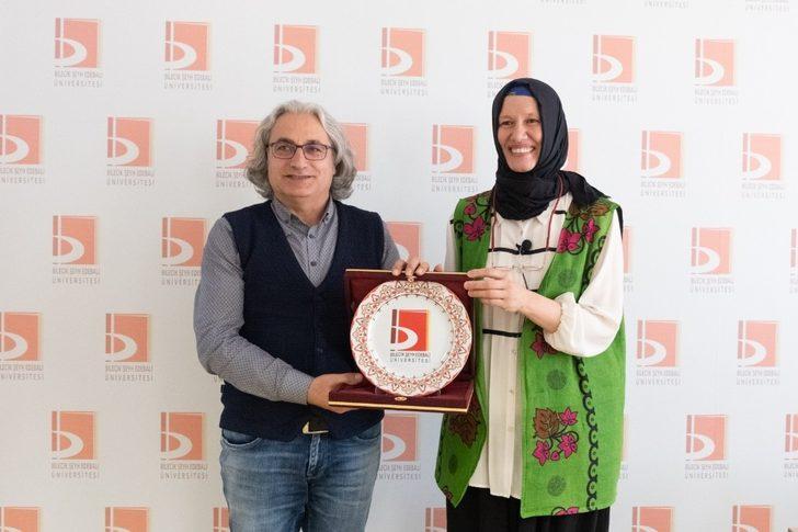 Türk kadınının Afrika’daki faaliyetleri anlatıldı G5