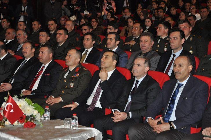 Mehmet Akif Ersoy Kars’ta anıldı G3