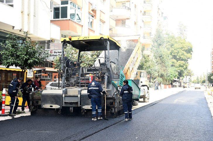 Seyhan’da her gün 9 noktada asfalt çalışması G2