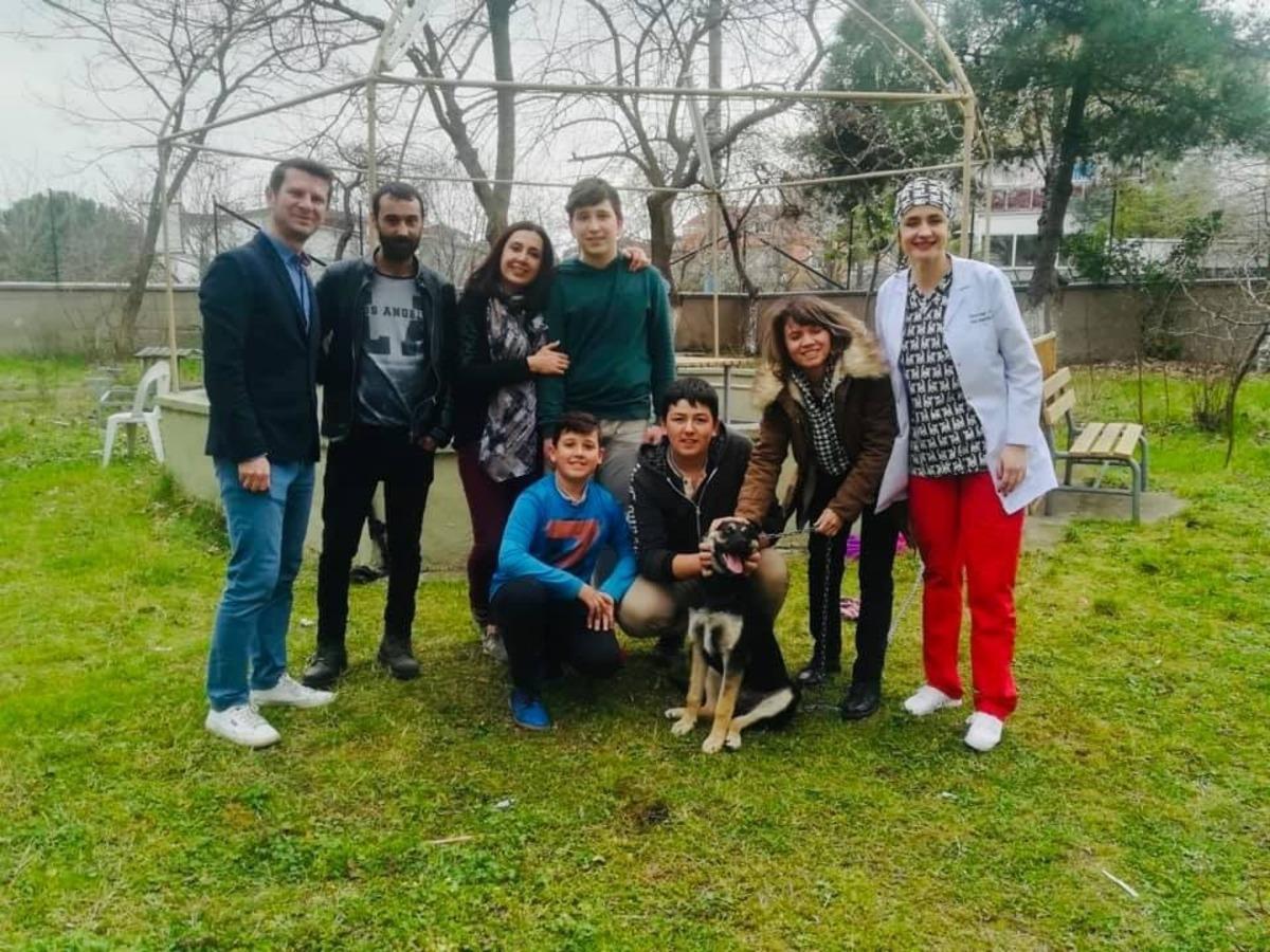 Karamel ve K&ouml;p&uuml;k&rsquo;e kardeş geldi