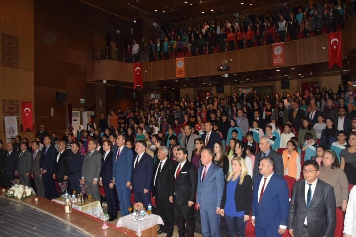 Ceyhan&rsquo;da İstiklal Marşı&rsquo;nın Kabul&uuml; ve Mehmet Akif Ersoy&rsquo;u Anma G&uuml;n&uuml; etkinliği