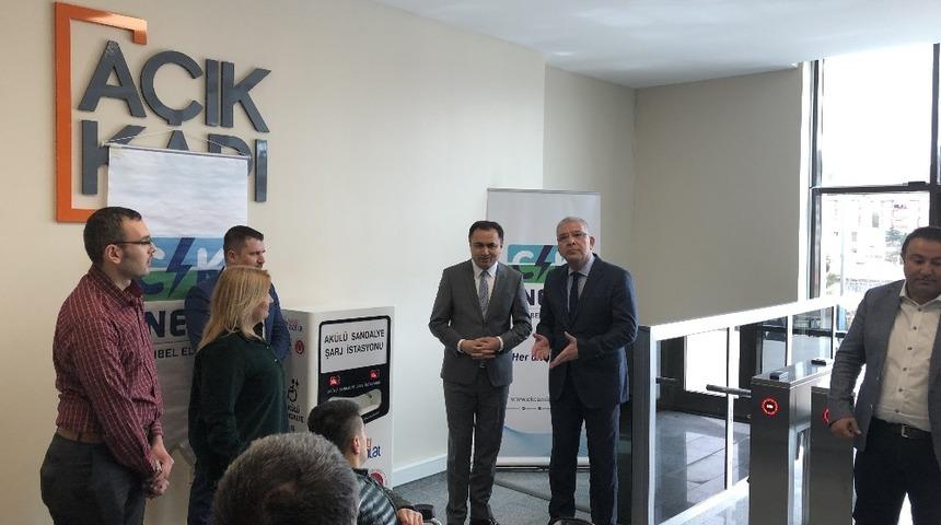 Bu kez hayatları aydınlattılar