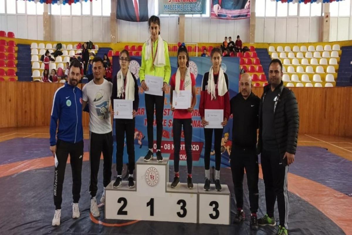 S&uuml;leymanpaşa&rsquo;nın &ccedil;ocukları başarıya doymuyor