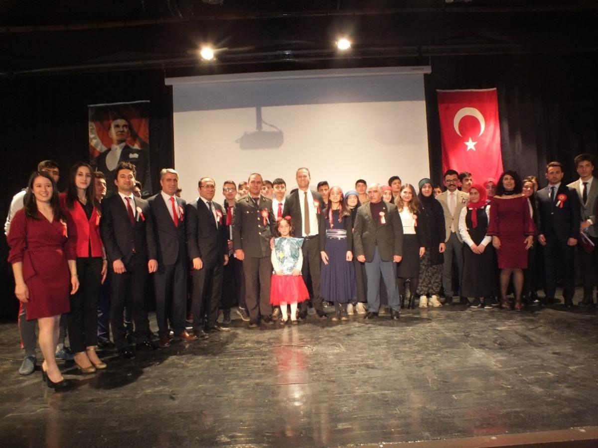 Muş&rsquo;ta 12 Mart İstiklal Marşı&rsquo;nın Kabul&uuml; ve Mehmet Akif Ersoy&rsquo;u Anma G&uuml;n&uuml;