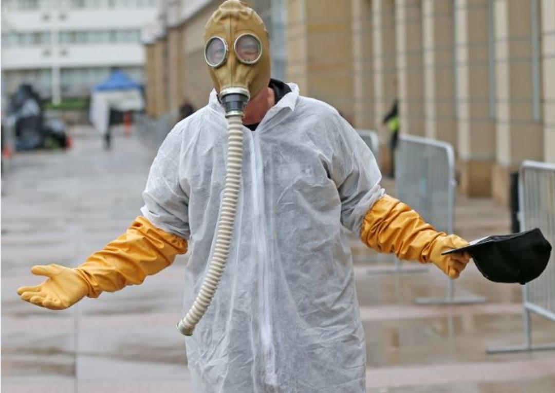 Howie Mandel'dan koronavir&uuml;s &ouml;nlemi! 