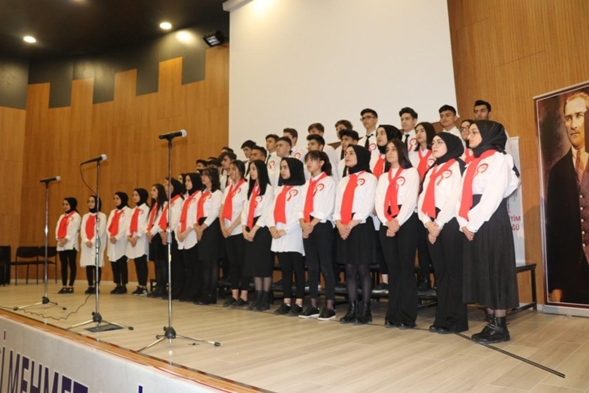 Bing&ouml;l&rsquo;de İstiklal Marşı&rsquo;nın kabul&uuml;n&uuml;n 99. yılı kutlandı