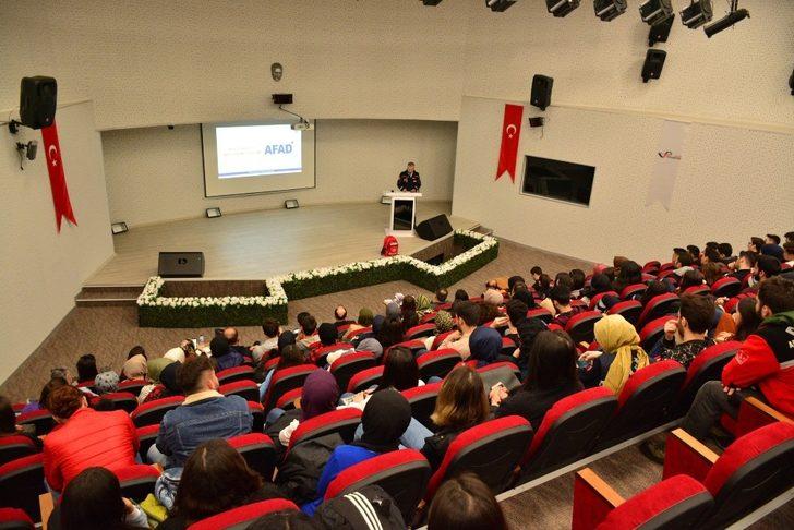 Afet bilinci ve gönüllülüğün önemine vurgu yapıldı G3