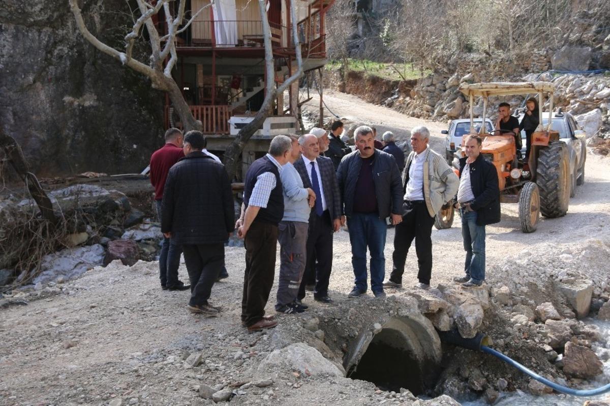 Başkan &Ouml;zt&uuml;rk Kapuzbaşı&rsquo;da incelemelerde bulundu