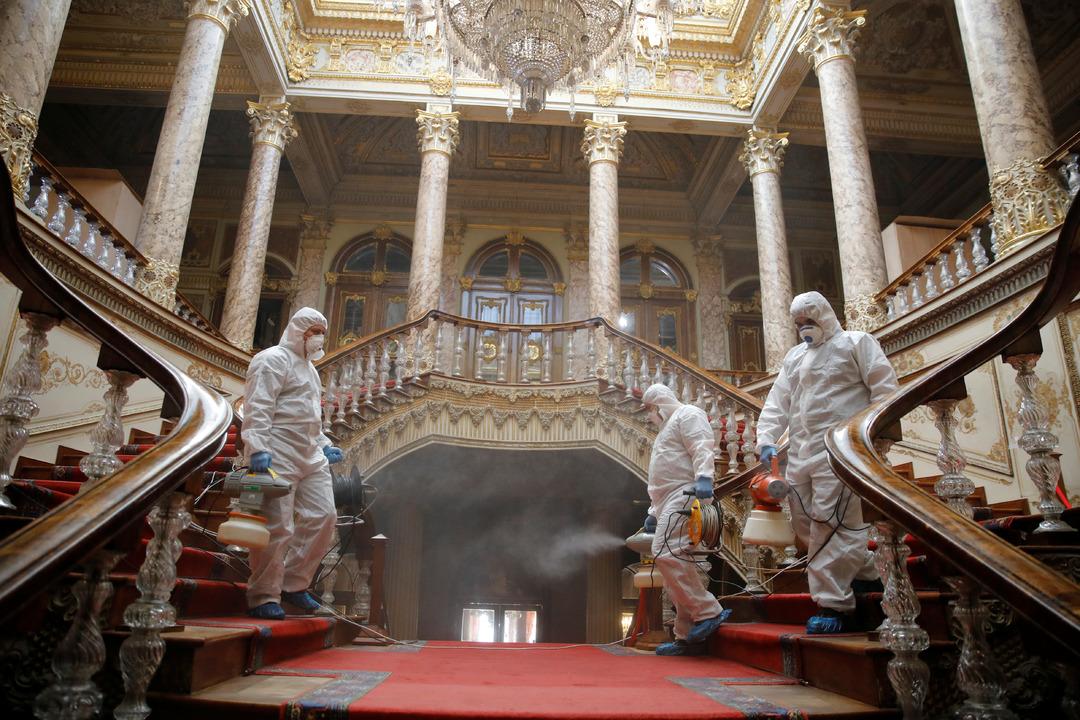 End of Days isimli kitapta şoke eden koronavir&uuml;s&uuml; kehaneti!