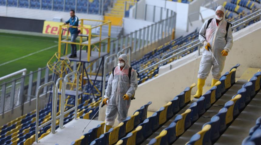 Eryaman Stadyumu'nda dezenfeksiyon çalışması
