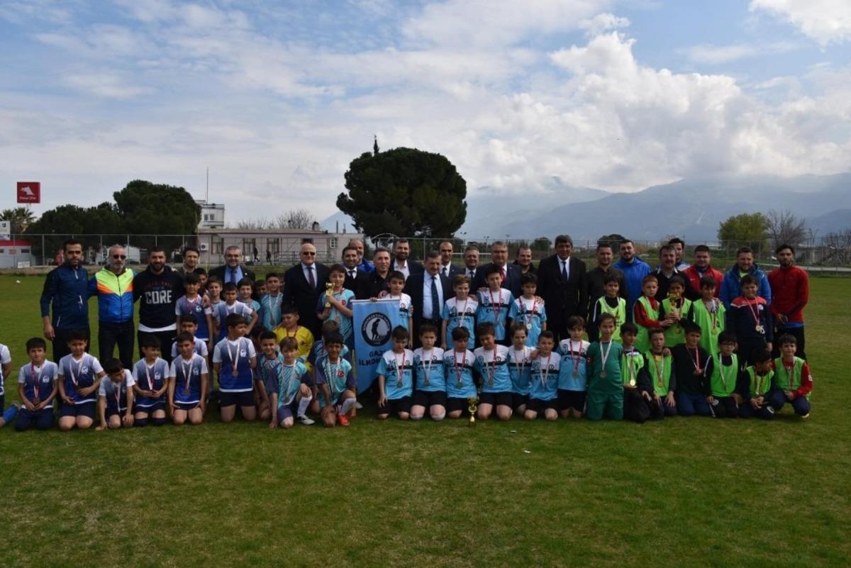 Yunusemre, &lsquo;Minik Şehzadeler&rsquo; turnuvasına ev sahipliği yaptı