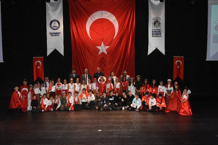 Şahinbeyli öğrenciler İstiklal Marşını güzel okumak için yarıştı G4