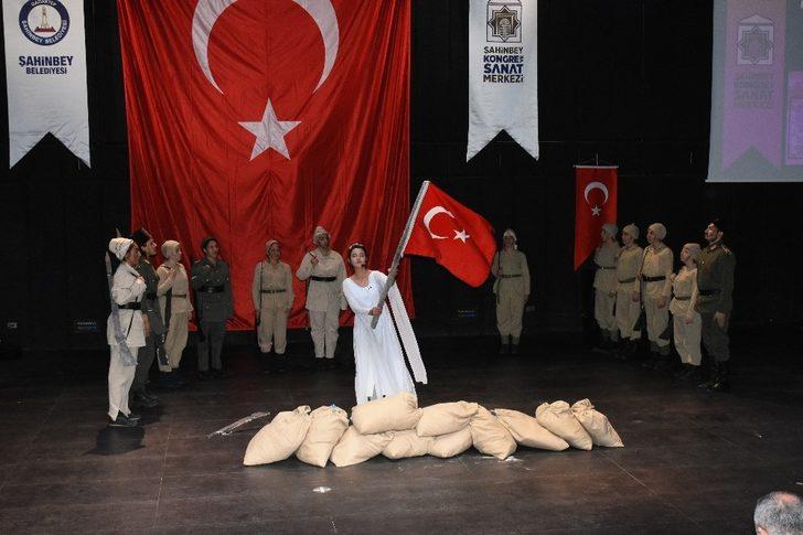 Şahinbeyli öğrenciler İstiklal Marşını güzel okumak için yarıştı G5