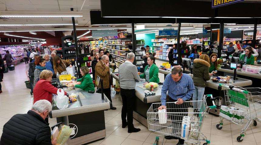 İspanya'da &ouml;l&uuml; sayısı 84'e y&uuml;kseldi