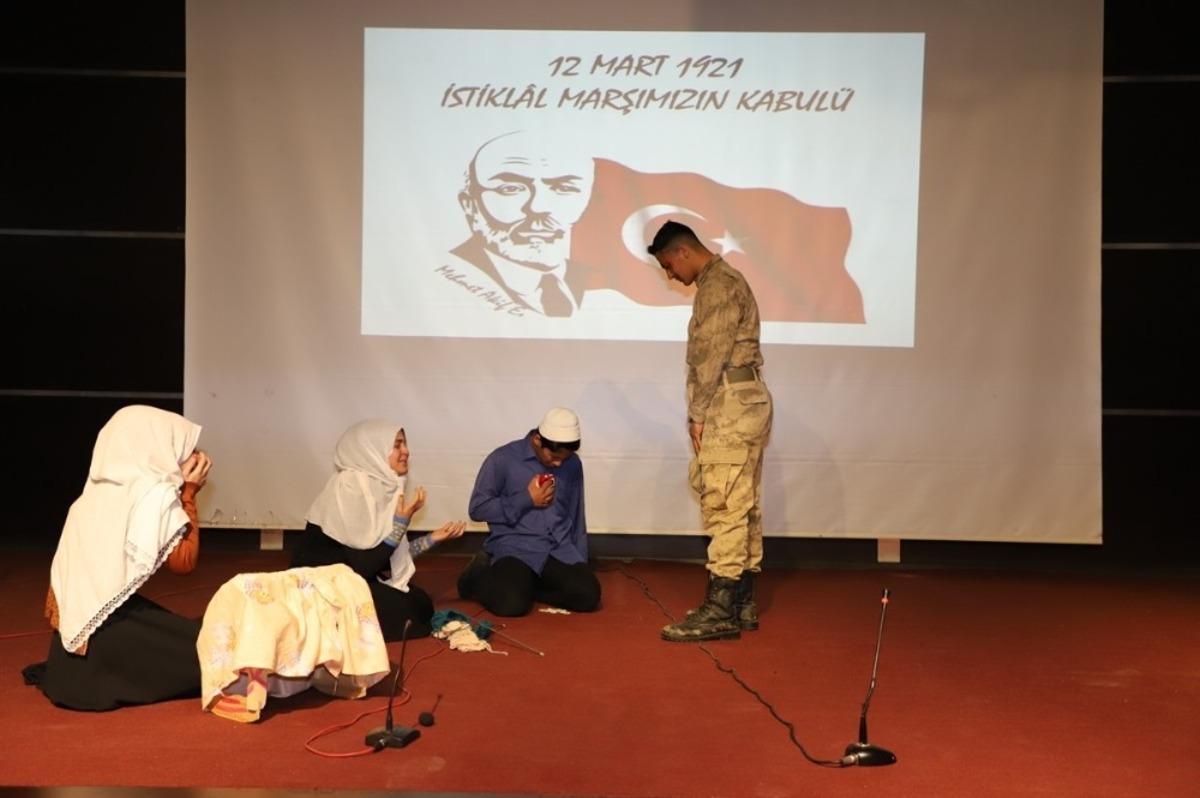 Cizre&rsquo;de İstiklal Marşı&rsquo;nın kabul&uuml; ve Mehmet Akif Ersoy&rsquo;u anma programı