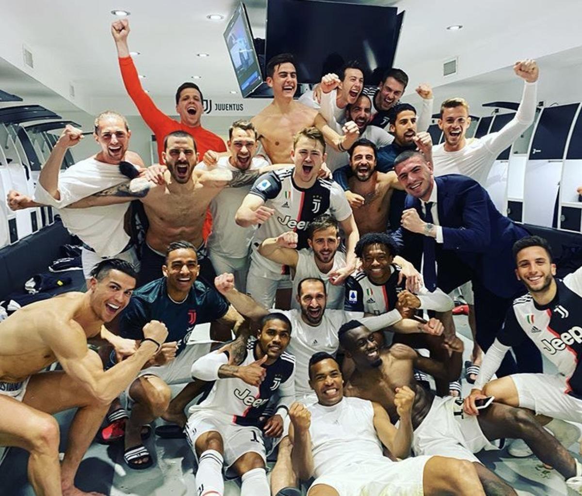 Merih Demiral'dan koronavir&uuml;s a&ccedil;ıklaması