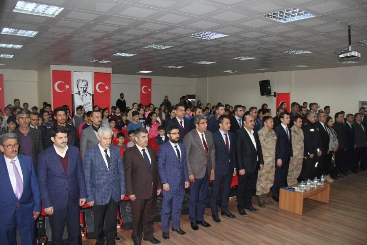 Kulp&rsquo;ta İstiklal Marşı&rsquo;nın kabul&uuml; ve Mehmet Akif Ersoy&rsquo;u anma programı