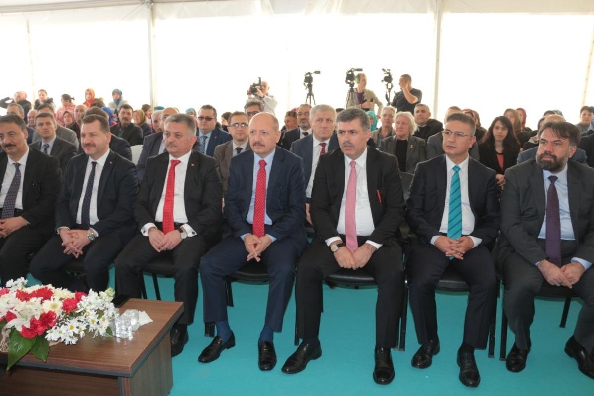 Balıkesir Tarım ve Hayvancılık Fuarı kapılarını a&ccedil;tı