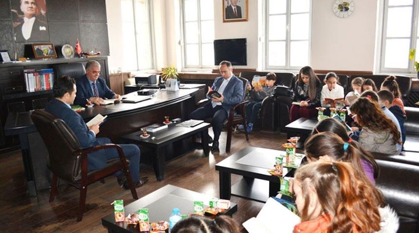 Öğrencilerden Kaymakam Çalık’a ziyaret