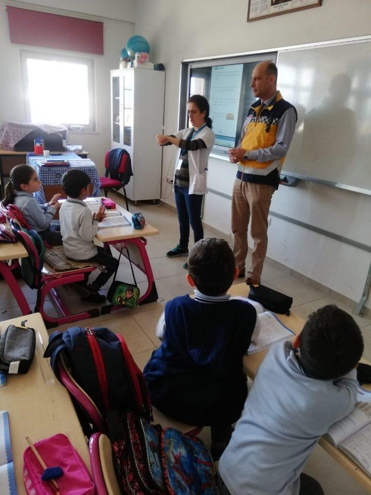 Osmaneli’ndeki okullarda öğrencilere korona virüsten korunma eğitimi verildi G3