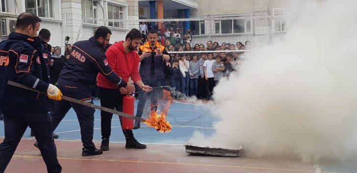 Bilnet Okullarında gerçeği aratmayan deprem ve yangın tatbikatı G2