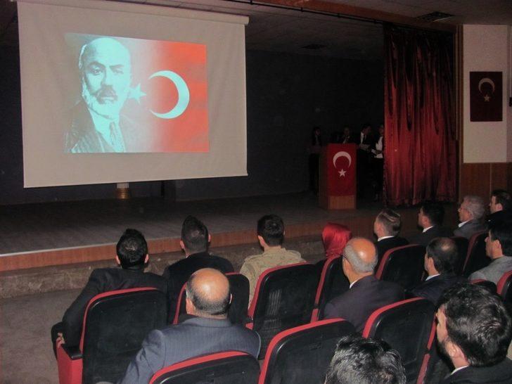 Araban’da İstiklal Marşının kabulü programı düzenlendi G3