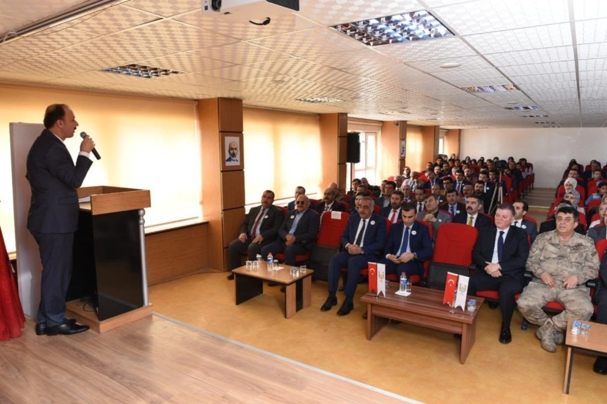 Şanlıurfa&rsquo;da &rsquo;Mehmet Akif Ersoy&rsquo; anma t&ouml;reni