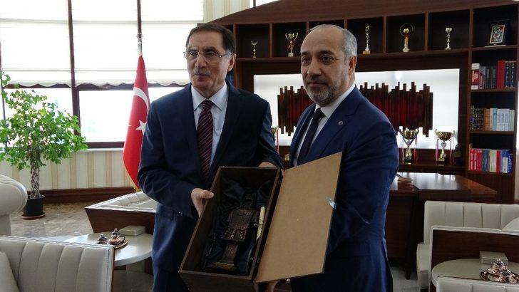 Kamu Başdenetçisi Malkoç "Adalet, Ombudsmanlık ve Üniversiteler" konferansına katıldı G2