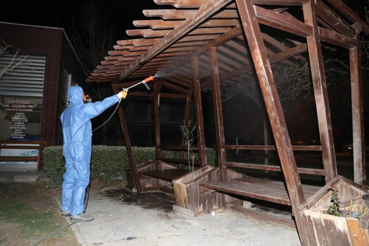 Pamukkale&rsquo;de dezenfekte &ccedil;alışmaları aralıksız olarak devam ediyor