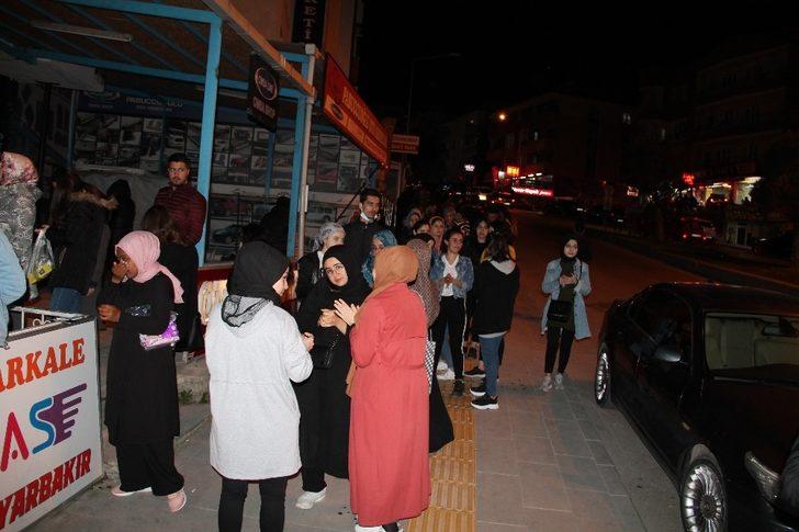 Amasya’da otobüs yazıhanelerinde bilet kuyruğu G5