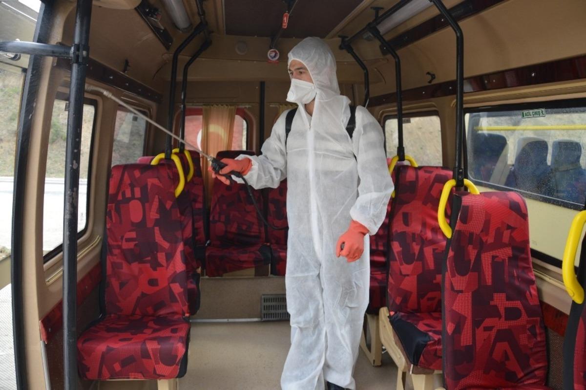 Niksar&rsquo;da dolmuş ve duraklarda korona vir&uuml;s &ouml;nlemi