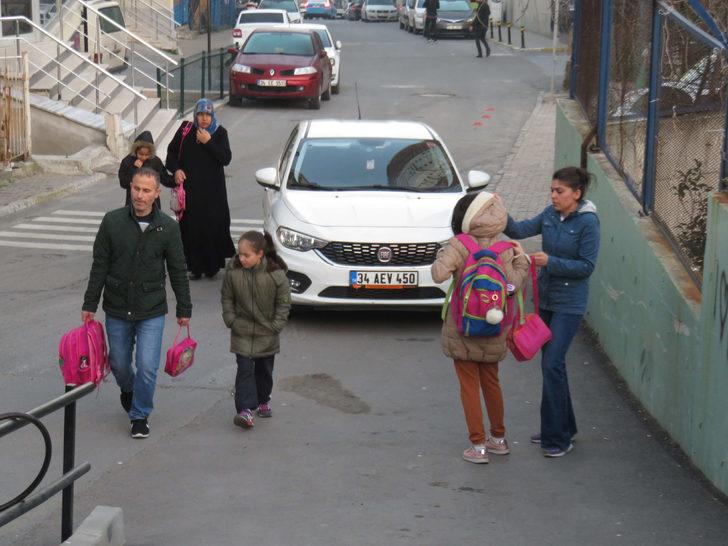 Koronavirüs tatili öncesi İstanbul'daki okullarda bugün G2