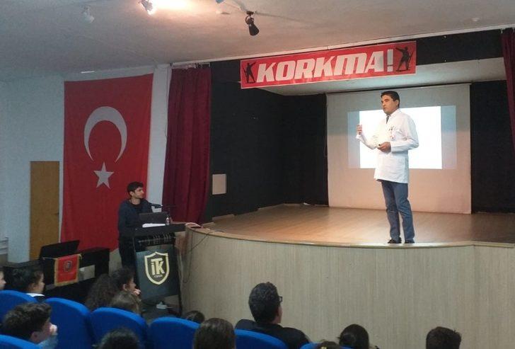 Başhekim Arıcı öğrencilere koronavirüsü anlattı G3